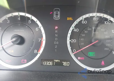 2010 Honda Accord 2.4 Lx from USA, damaged, VIN 1HGCP2F35AA109833